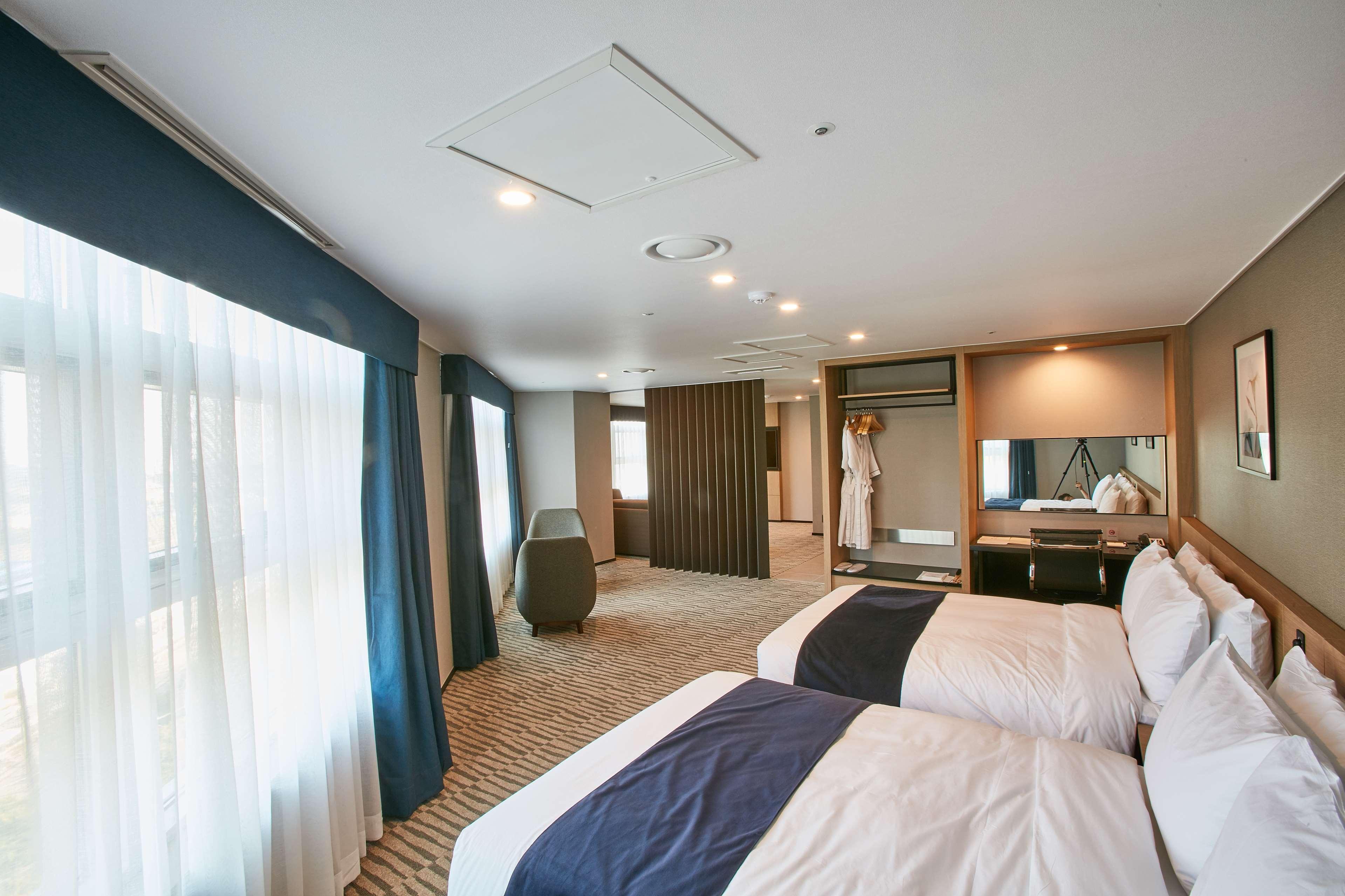 Best Western Plus Elmendorf Hotel San Antonio Hotel Экстерьер фото